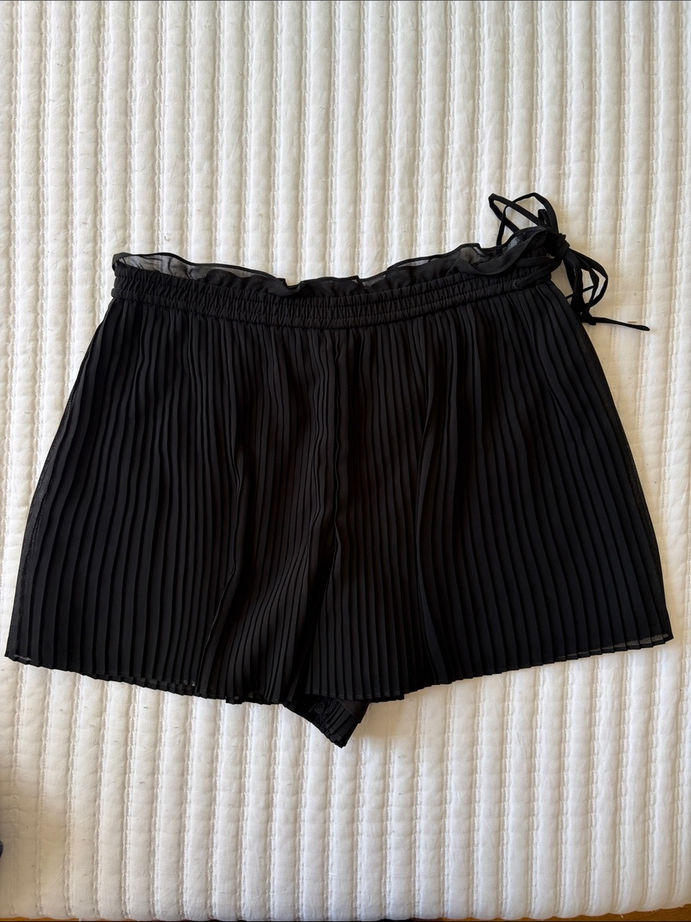 Club Monaco Black Pleated Skort with Side Tie